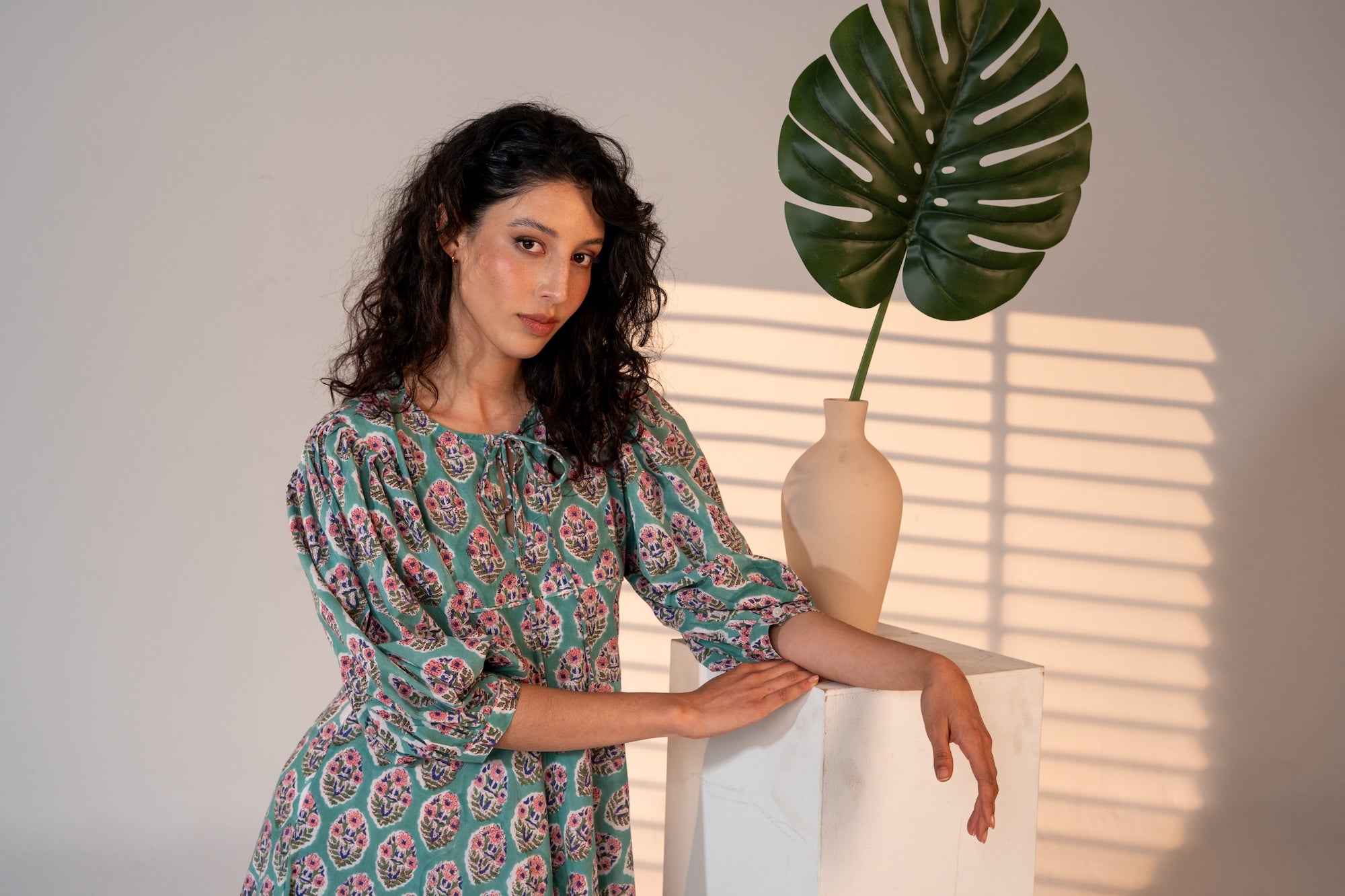 Palm Springs Print Kaftan Bouquet