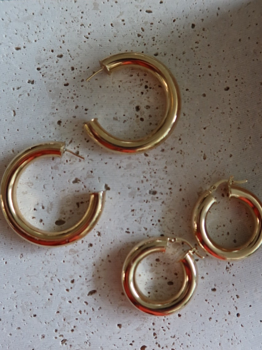 Donut Le Hoops In Gold