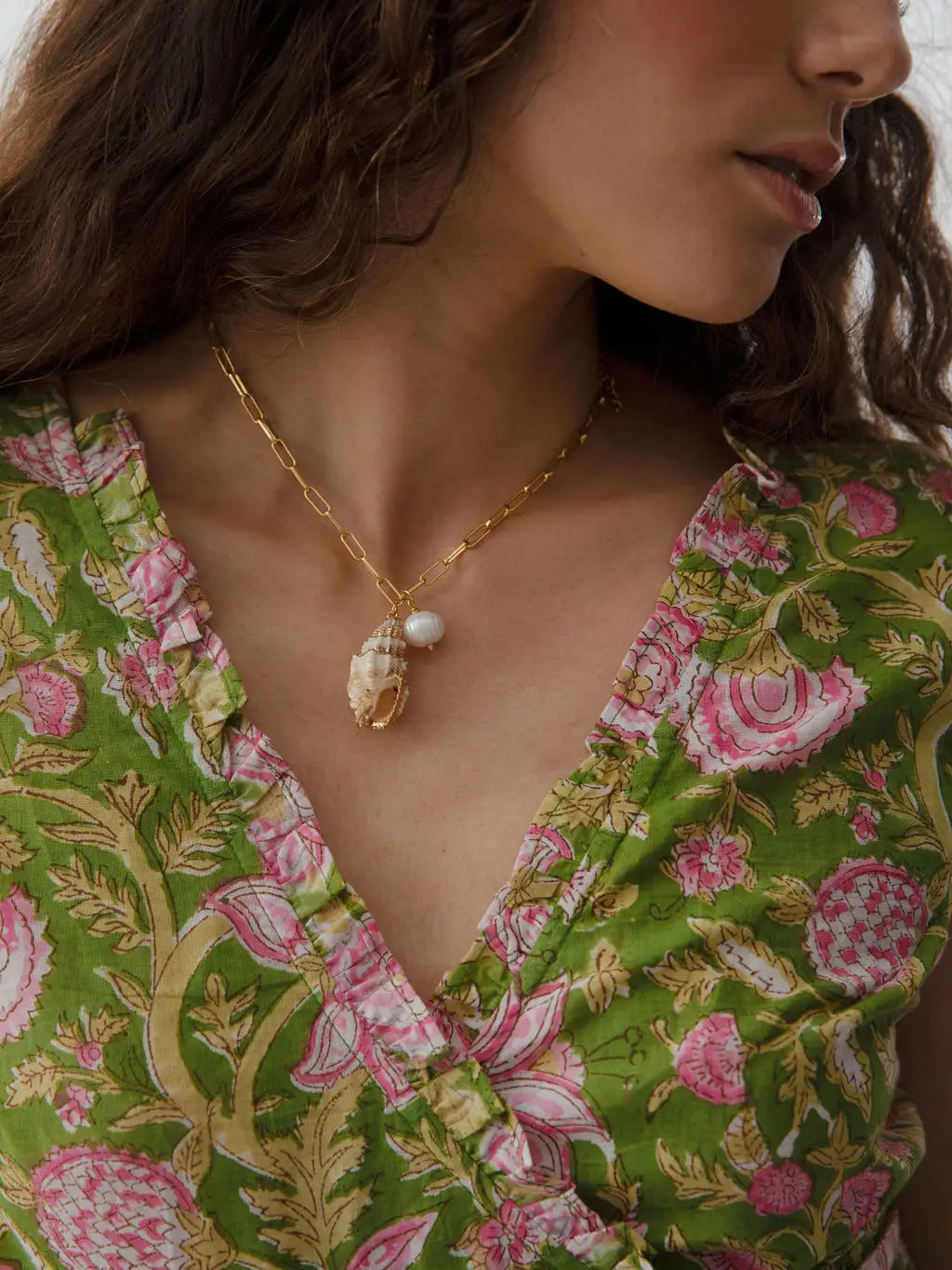 Salt Water Heirloom – Petite Shell & Pearl Drop Necklace