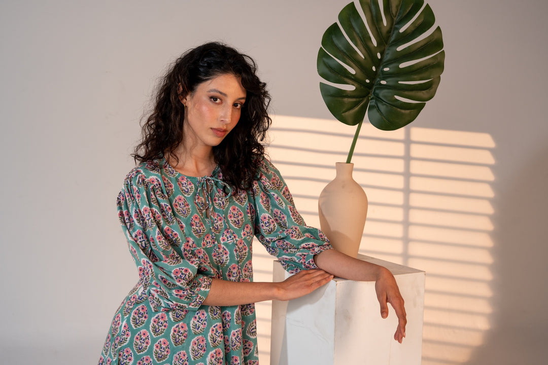 Palm Springs Print Kaftan Bouquet