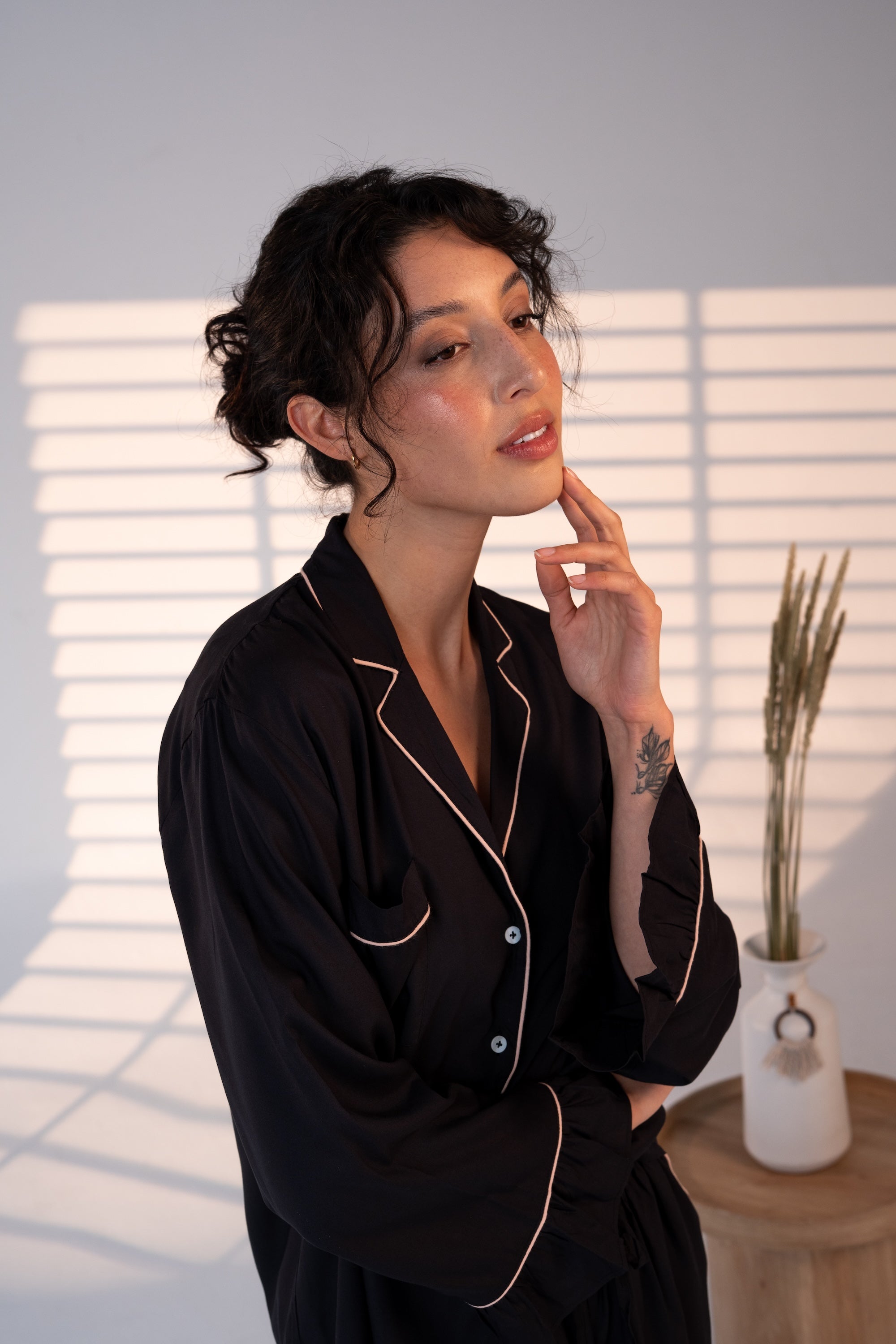 Bamboo Luxury Pajama Set for Women – Black with Pink Piping | Carolina Benoit