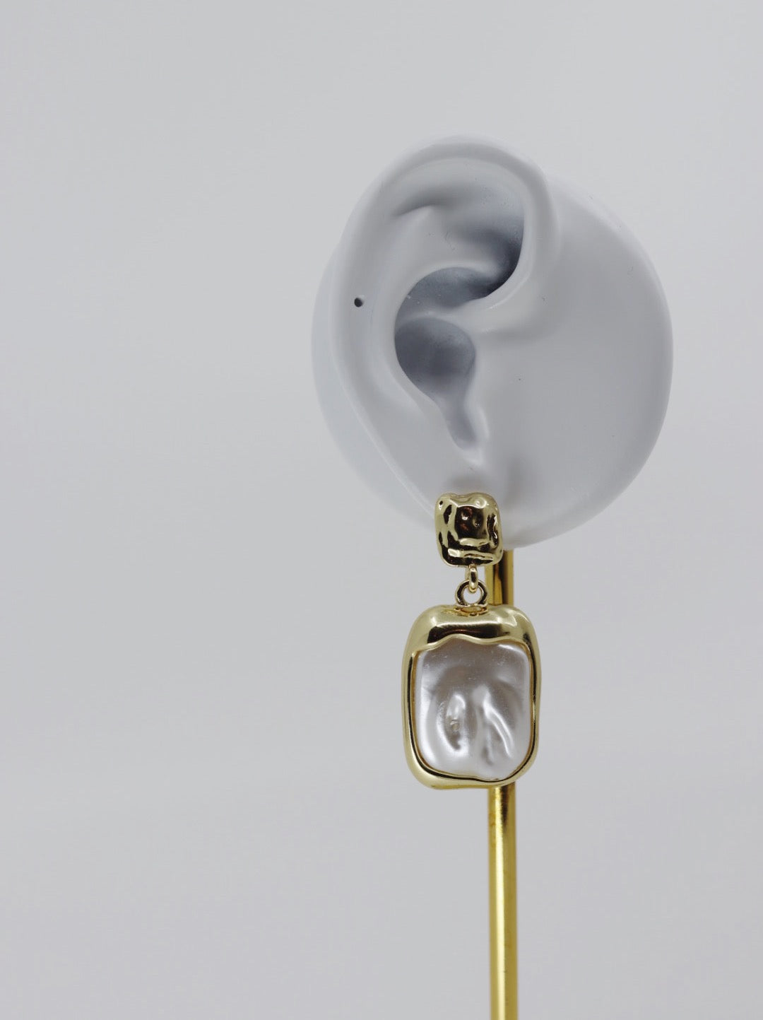 Madonna Pearl Earrings