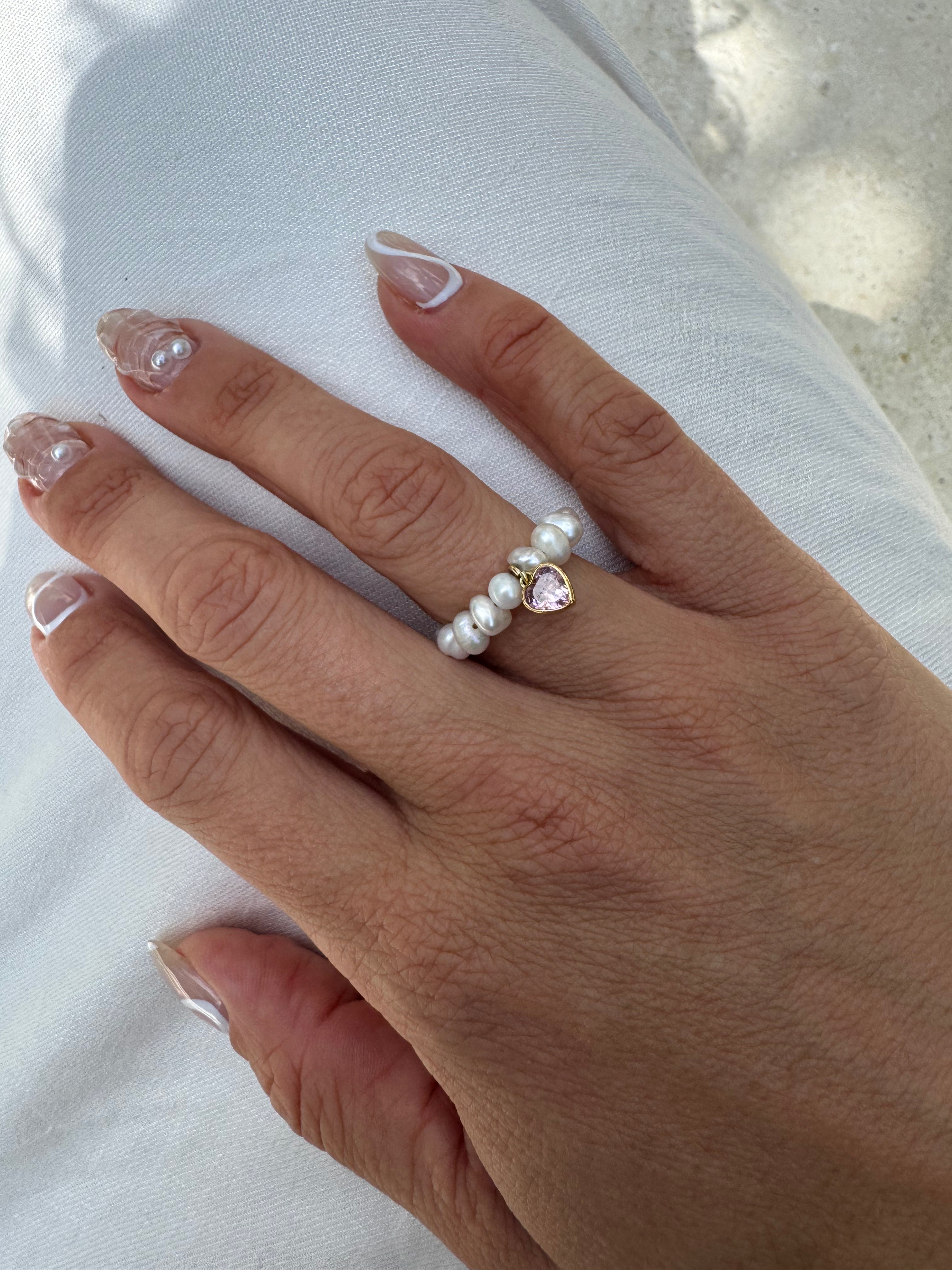 Mini Pearl Ring