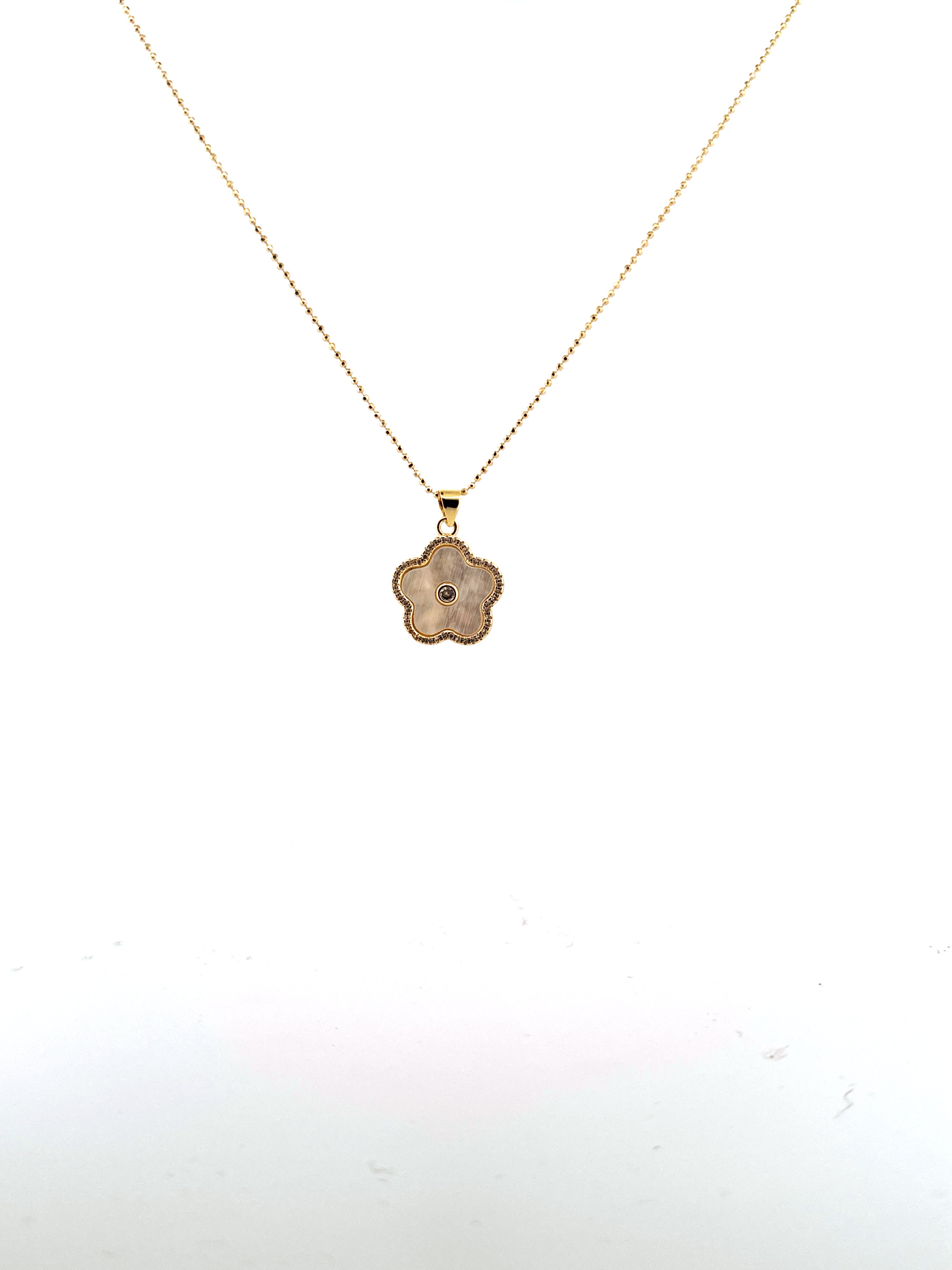 Daisy Mother Of Pearl Necklace